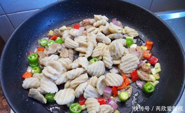 面食|学会这样做面食,一周做五次,一次一锅不够吃!