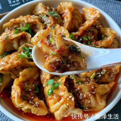 这道香辣拌三鲜饺子连续吃了3碗,全家人都一致好评