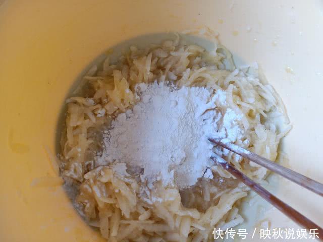 萝卜加鸡蛋,金黄酥脆香,比肉还好吃,做法简单,上桌就被抢光