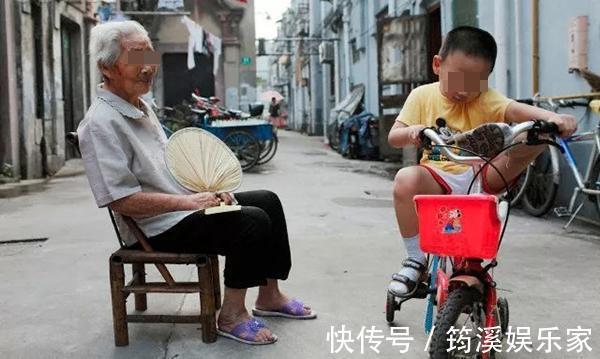 教育|老人该不该插手孩子的教育隔代教育有三大危害,父母要坚定立场