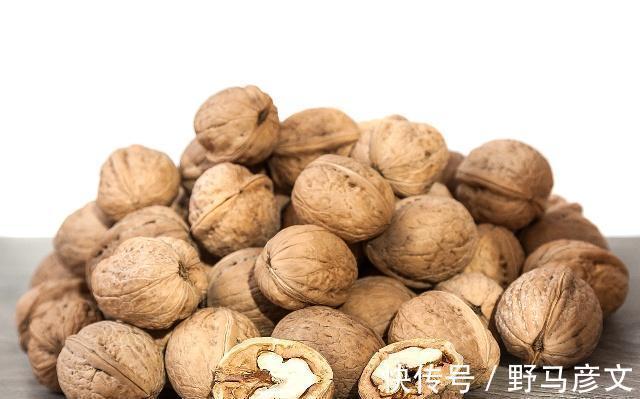 安眠药|睡眠是最好的补药经常失眠,多吃三种便宜货,或能助你一夜好梦