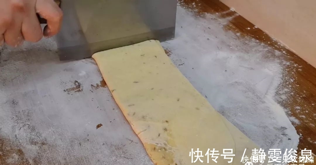 面团|以后面粉就这么做，加2个鸡蛋，不烙饼不蒸馍，香甜酥脆上桌秒光
