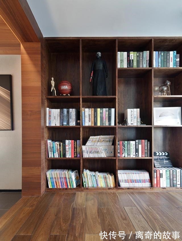 灰白蓝|虽然装修超了预算,依然喜欢木饰面吊顶,现代风格实拍图晒给你看!