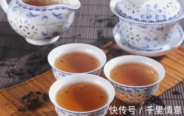 人体|长期喝茶与喝白开水的人,哪种人身体更健康些?听医生怎么说