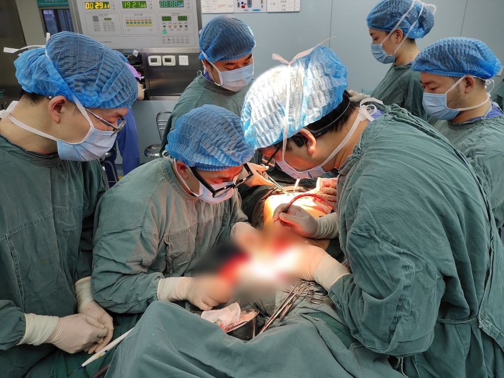 保乳|重医二院·聚焦前沿｜第41期 乳腺癌还在“一切了之”？保乳与保命不再两难