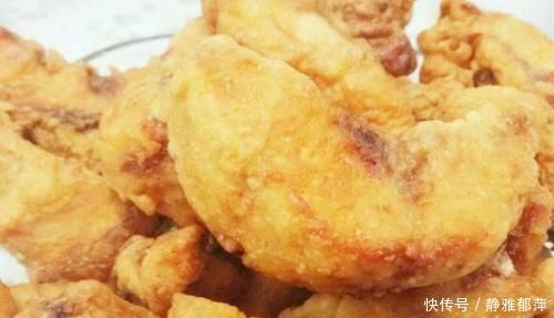 炸鱼块，别再挂面糊了，教你这样做，鱼块更酥脆入味！