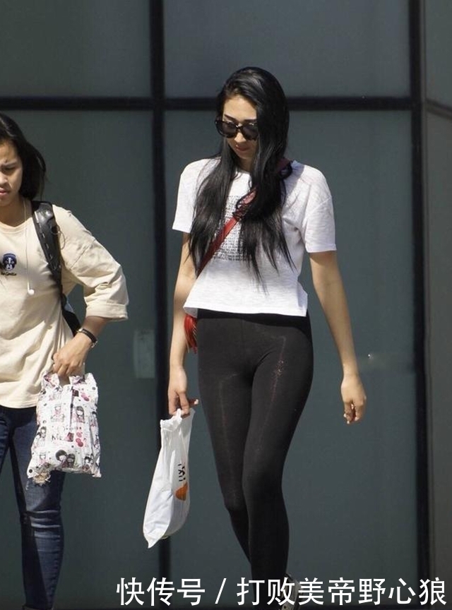 底裤|紧身打底裤美女靓丽好看,衬出女人气质美!