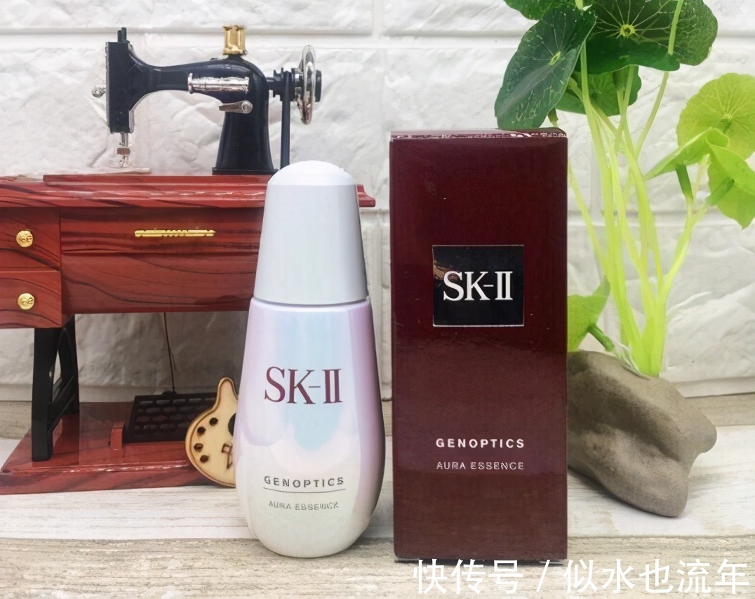 美白|年度网红人气超好的精华推荐:都是熬夜党的挚爱,轻松养出网红肌