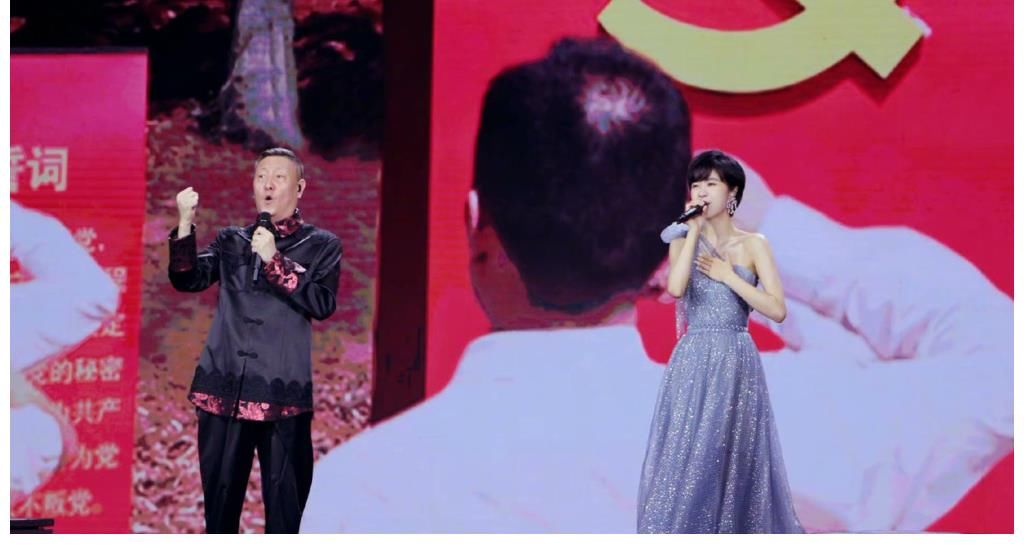 老中青|央视百年礼赞晚会：王一博张艺兴传播正能量，那英刘德华再唱《东方之珠》引回忆杀