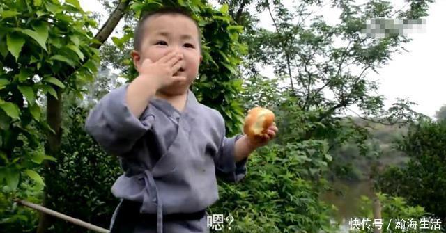 妈妈|两岁小孩被妈妈揍了,去外婆家避风头,结果到外婆家一看扭头就走