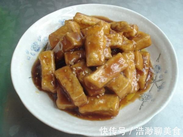 黑芝麻|白头发增多,医生推荐多喝它,隔三差五喝2次,白头发慢慢变黑发