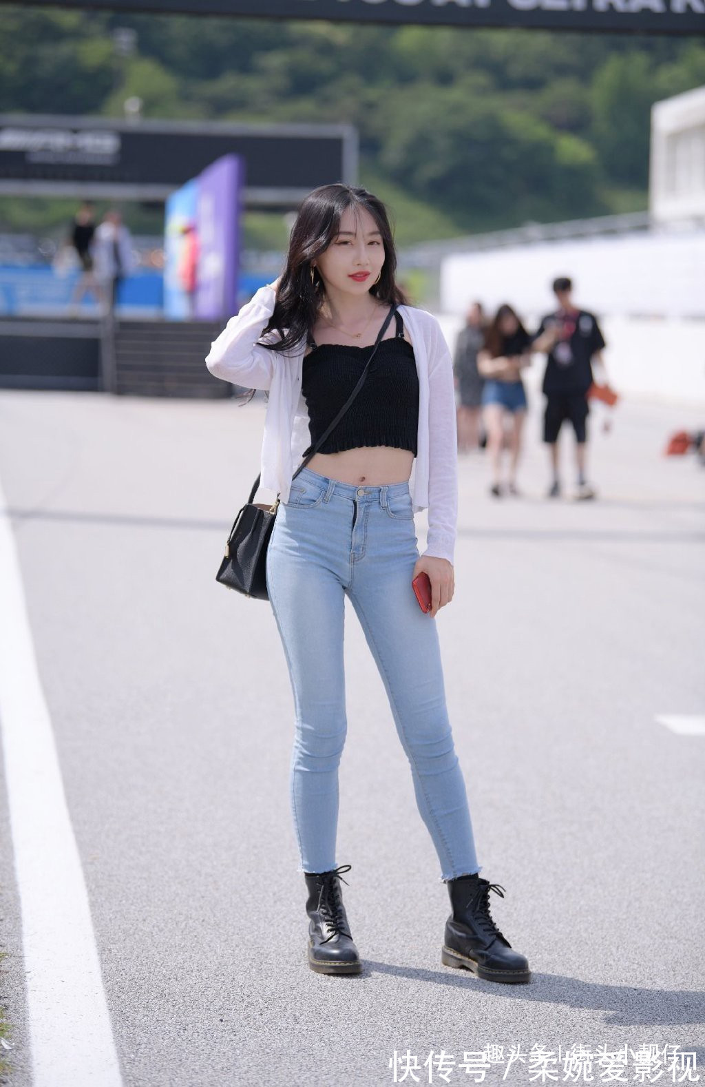 鞋子 牛仔裤搭配鞋子怎样穿时髦?这样搭,让你轻显高级感!