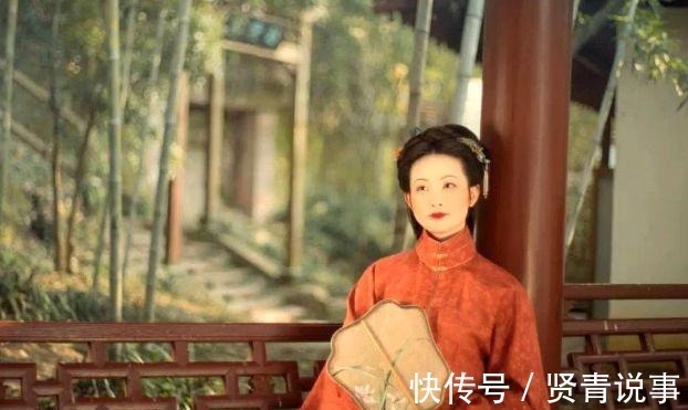 大嫂!苏小妹出一上联调侃大嫂, 大嫂给出下联, 堪称经典佳作!