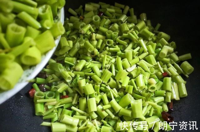 南瓜|入秋后,这碱性蔬菜要常吃,含钙量是南瓜的4倍,却才2元一斤