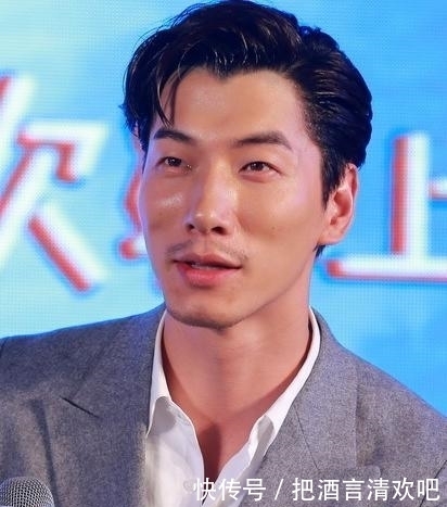 从一夜爆红到无人问津,如何将一手好牌打烂的?男神张亮江郎才尽