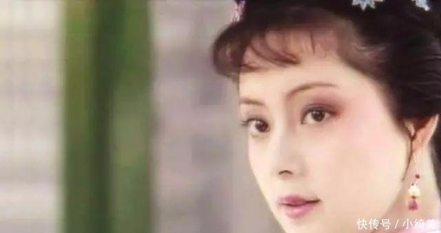 宝钗|刘姥姥分别评价薛宝钗与林黛玉,仅仅两字之差,却都是画龙点睛