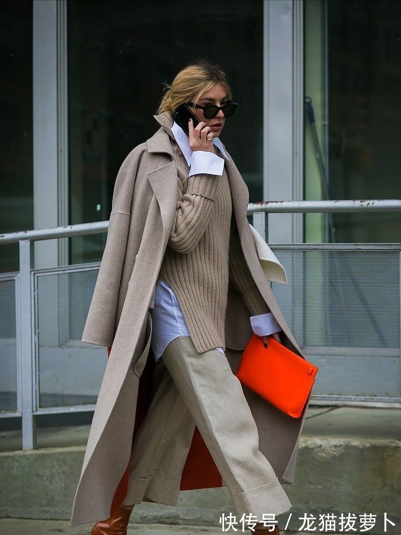 丝绒 “长大衣+阔腿裤”太高级了,不试试不知道身材这么好,太适合40+