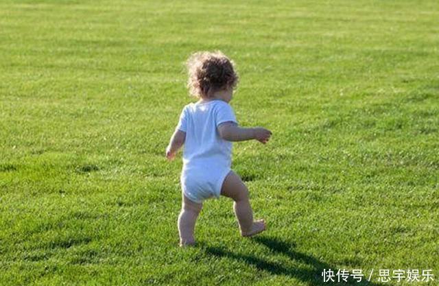 光脚|“你怎么不给娃穿袜子?”老人常说“寒从脚起”,有道理吗?