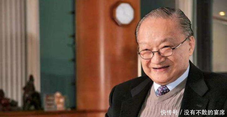 批评金庸最狠的一个人!王朔对金庸的这5点批评,可谓一针见血!