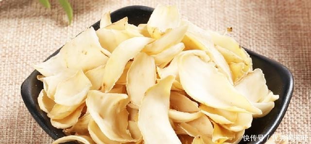 丝瓜|夏天多吃这10种食物,都是清肺化痰的佳品,再贵也要买给家人吃!