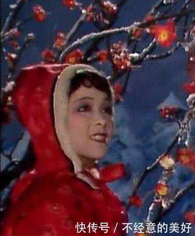 女孩|薛家、李家、邢夫人家来了几个女孩,为什么贾母唯独对宝琴好