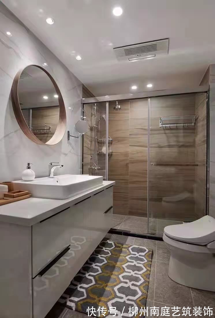 赞+|小户型卫生间如何隔断?新房还没装修的试试玻璃隔断不会过时