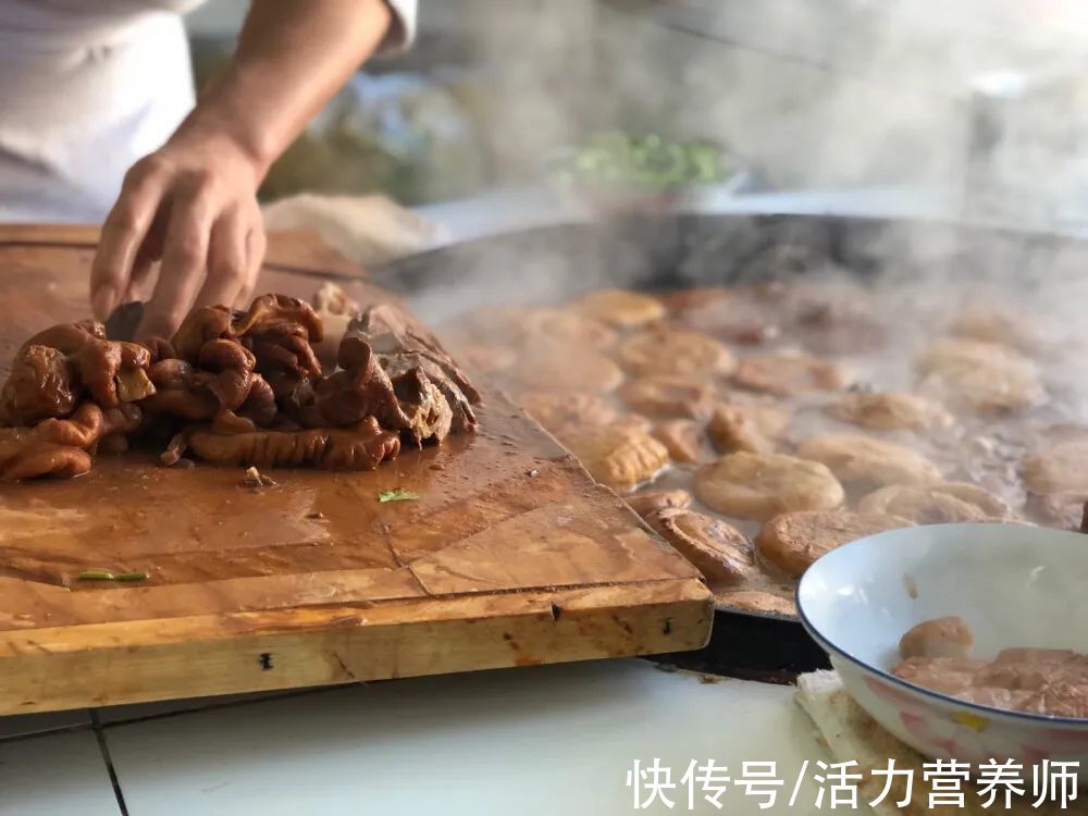 糖尿病患者|提醒:糖尿病患者务必少吃这5类食物,管不住嘴,血糖会不断升高