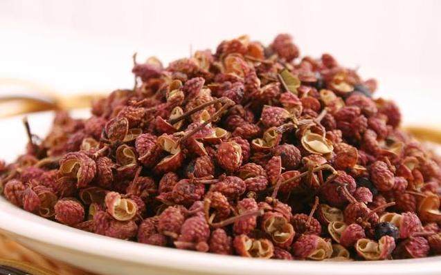 足部|每天坚持用花椒来泡脚,30天不到会有惊人的变化,快去尝试下