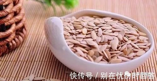 腰腿|黑豆和它搭配早餐经常吃,精神足,腰腿矫健,状态就像年轻人