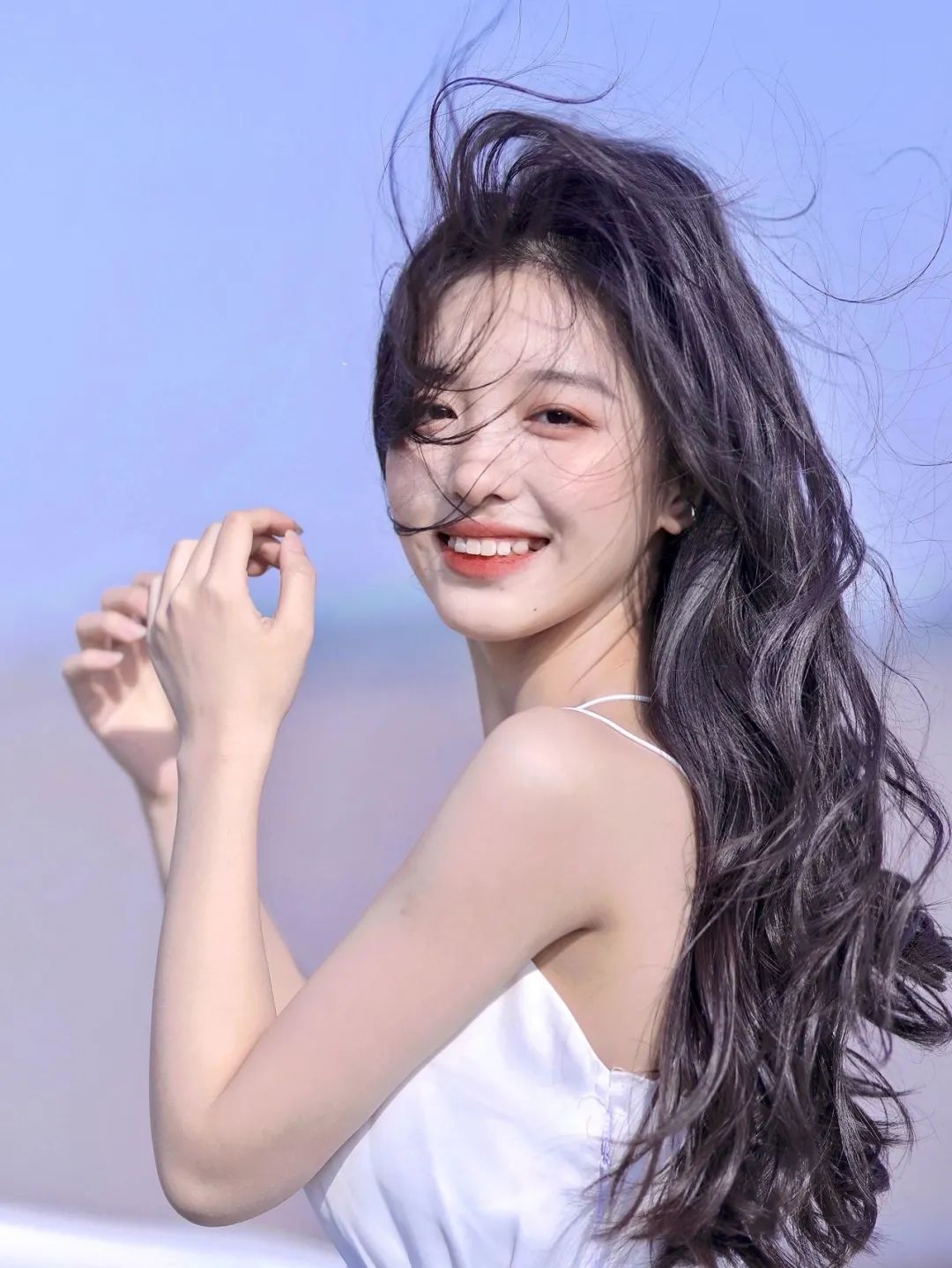 鱼尾卷|别再烫羊毛卷了！2021流行的“鱼尾卷”，减龄又时髦