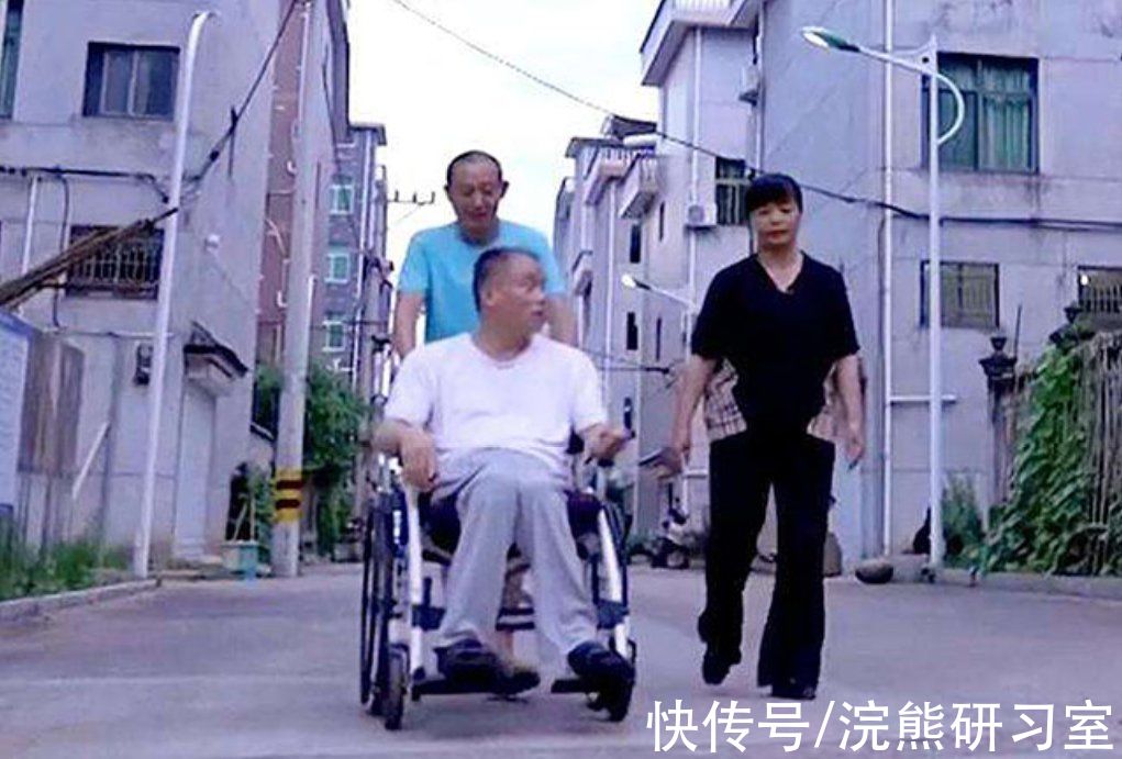 带瘫痪前夫改嫁的周玉英：同一屋檐生活16年，两任丈夫成“兄弟”
