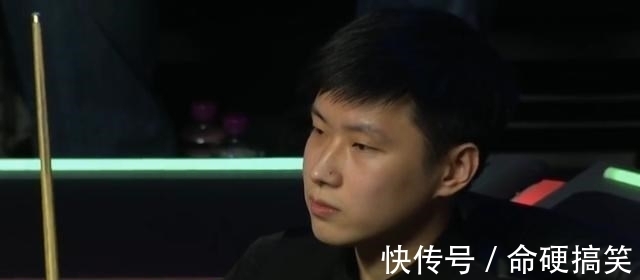 夺冠,流利英语对答,略显害羞,赵心童神了