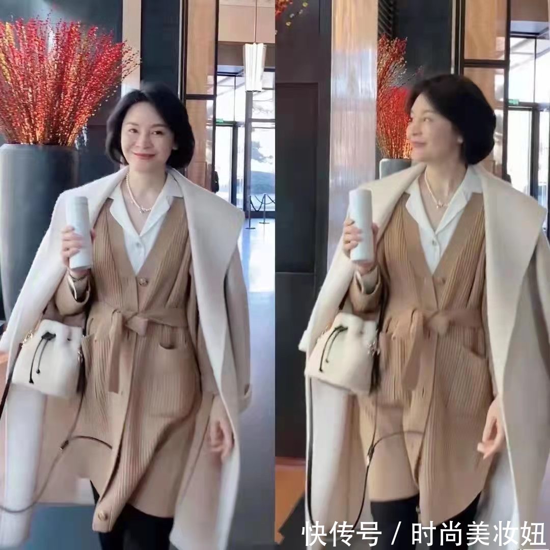 大衣 上了年纪的女人,想要年轻别穿皮草,穿白色大衣简洁又高级