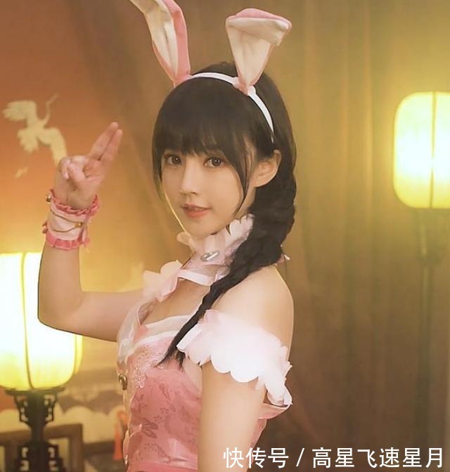 cos|斗罗大陆00后甜美主播cos小舞意外走红,网友真的好像