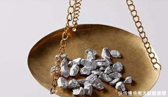 古代&古代一两银子大概相当于现在多少钱?看完后才知,郭靖是个大土豪