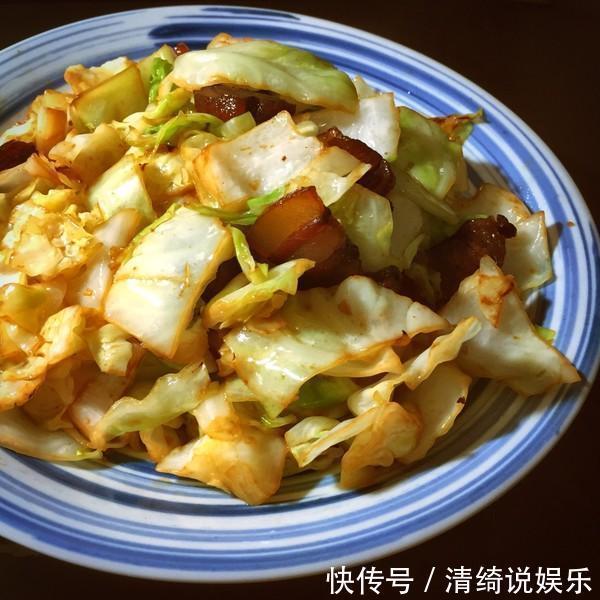 精选美食推荐大豆烧肥肠，包菜炒腊肉，傣味柠檬手撕鸡的做法