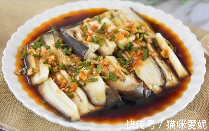 菊花汤|秋天的茄子营养价值高,2种养生食疗吃法,缓解疲劳,延缓衰老