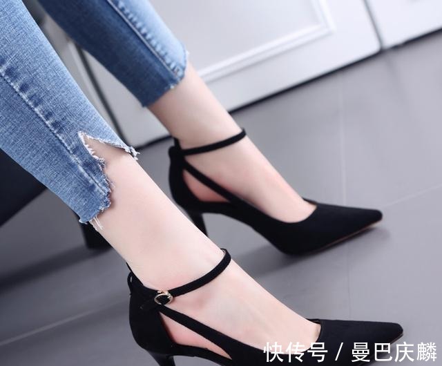 一字扣|性感高跟鞋，女人味十足