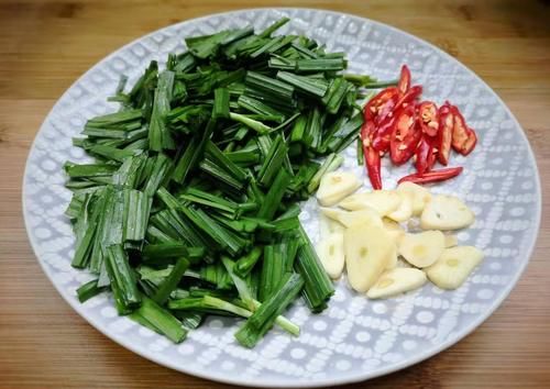  不到|天冷后，我爱上吃这菜，爽口美味，营养低脂，炒一盘不到5块钱！