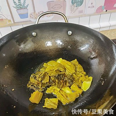 酸菜|这道家常酸菜鱼藏着小惊喜，瞬间征服你