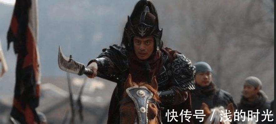 揭阳镇$黑旋风李逵最怕的两个人, 一位是宋江, 另一位武艺高强排名却尴尬!