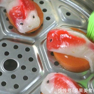 这道锦鲤蒸饺，汤汁都要舔干净