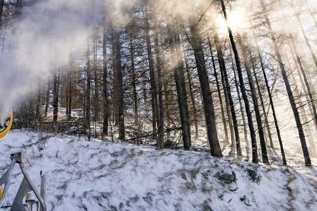 陶冉|国家高山滑雪中心开始为北京2022年冬奥会造雪