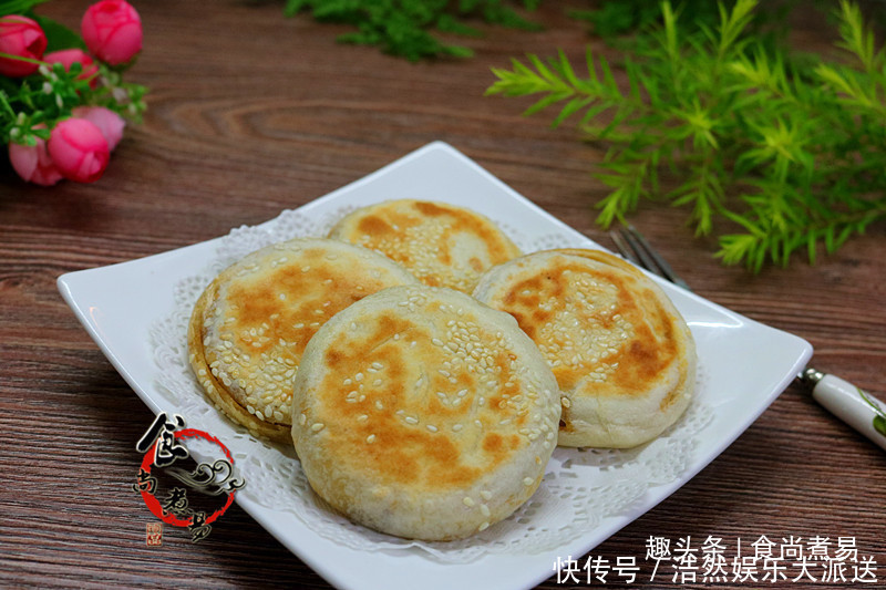 煎饼|半碗面粉加一勺酱,快速做一锅香喷喷的煎饼,好配方收起来