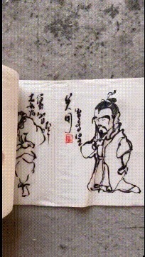 |搞笑GIF趣图:听说猪肉特别贵,给老丈人送点肉吃!