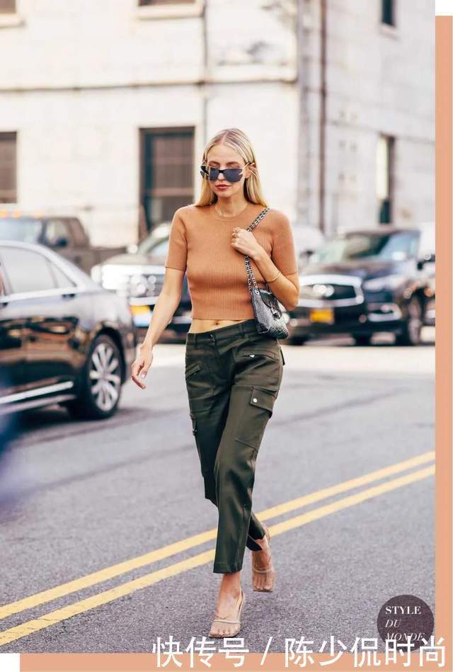  穿衣|秋冬穿衣容易显沉闷，这三个色彩搭配，让已有衣服焕发新的生机