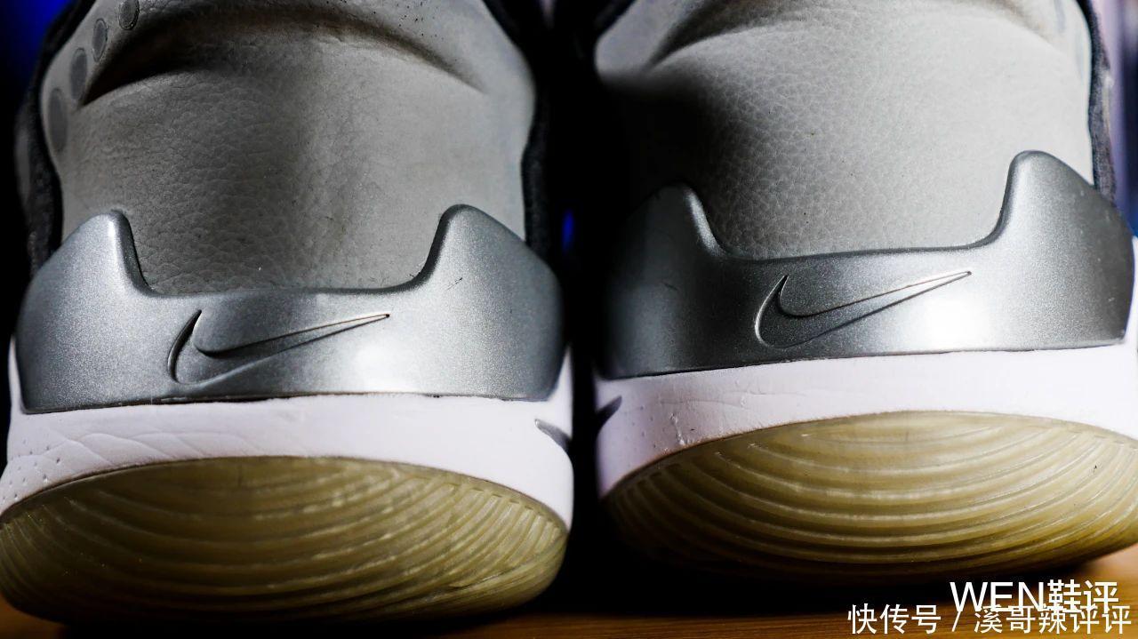 未来的球鞋到底应该是什么样呢Nike的答案就是这款鞋