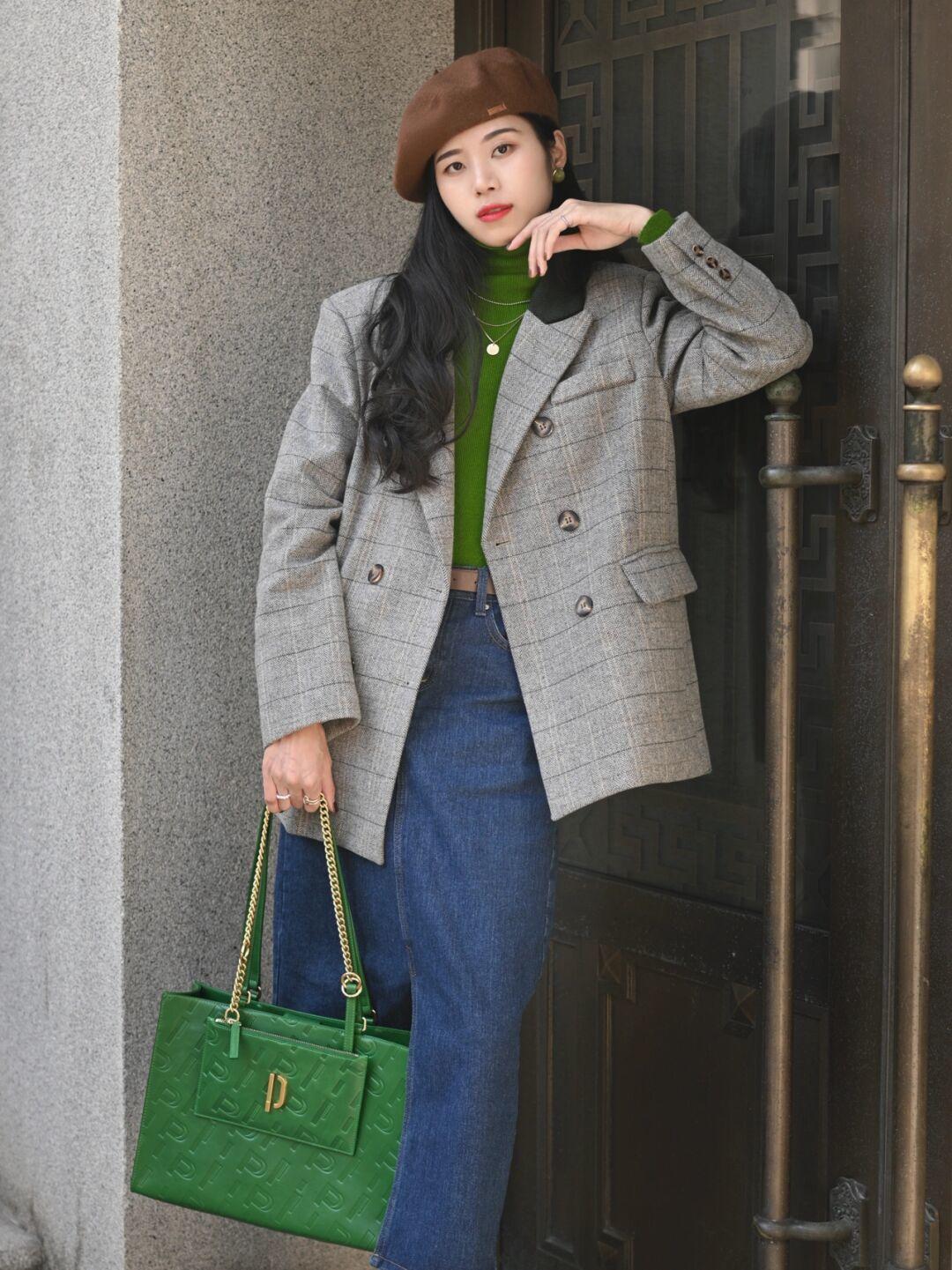 羽绒服|冬天别只会穿羽绒服,加厚西装外套更加干练,穿上身通勤又百搭!