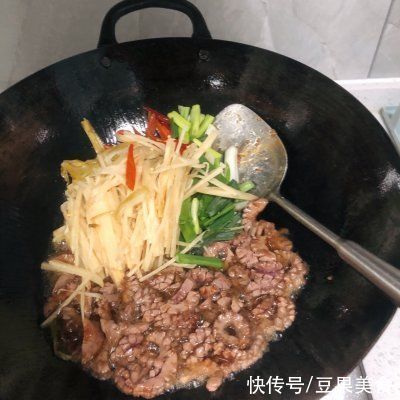 这么做爆炒腰花营养又下饭，邻居都能闻到香