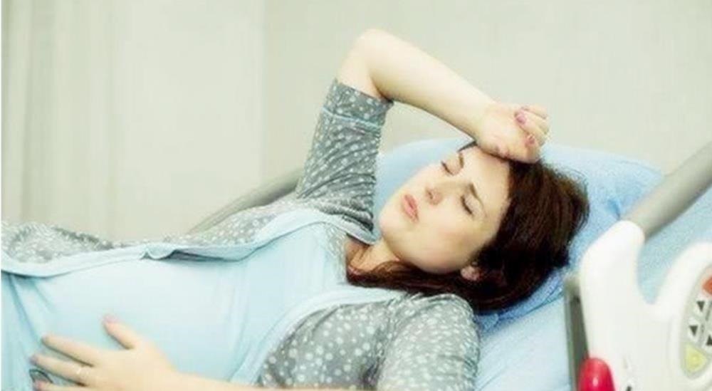 羊水|孕晚期,几种行为会提高“羊水早破”的几率,孕妈最好要避免